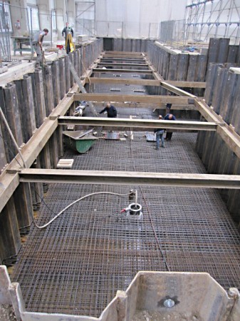 Bau einer Fertigungshalle 