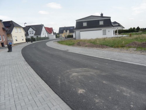 Endausbau Siedlungsstraße Neubaugebiet