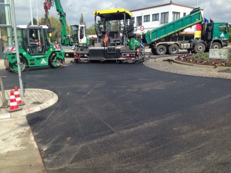 gebr-kutsch-kanalbau-strassenbau-erneuerung-kreisverkehr-nach-oelunfall-1